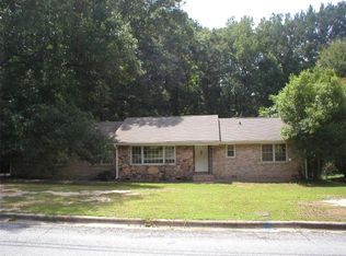 5912 Foxfield Trl, Rex, GA 30273