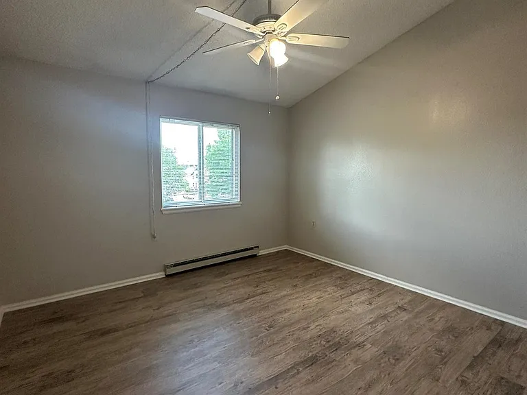 Sycamore Gardens Apartments — Photo 16