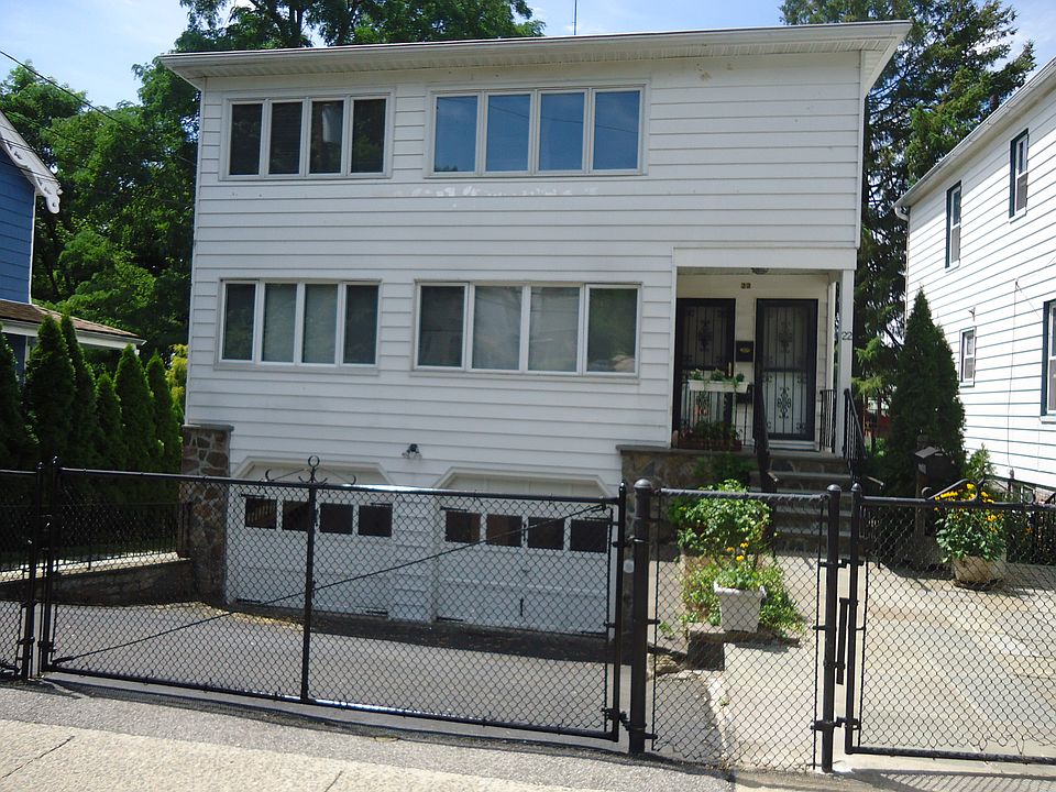 1st image of 22 S Ferris St