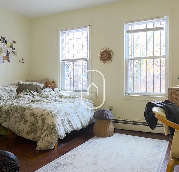 6 Wigglesworth St — Photo 2