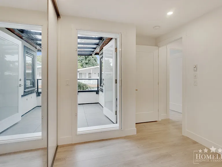 6627 Inverness St #6623 — Photo 12