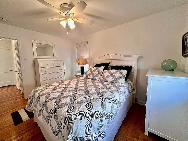 3 N Delavan Ave — Photo 16