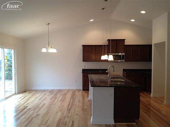 4th image of 4429 Newark Cir