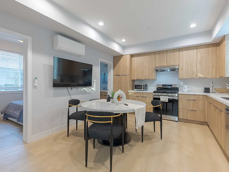123 S Marguerita Ave #B — Photo 12