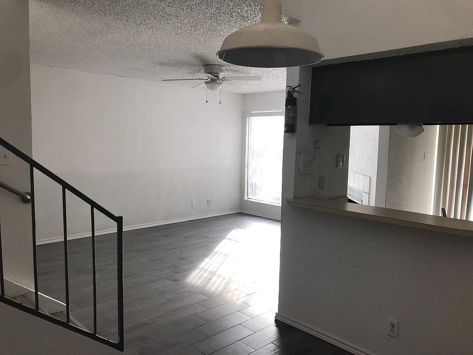 1st image of 5301 Greenshaven Dr