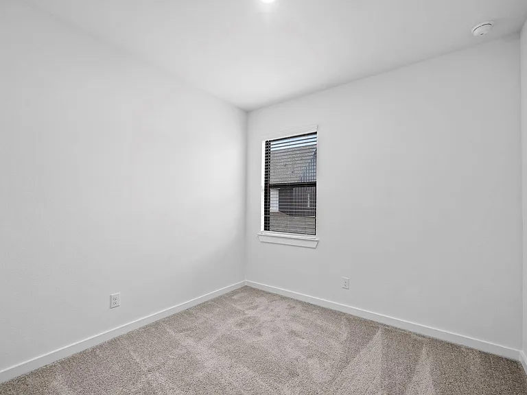 3328 Indigo Way — Photo 24