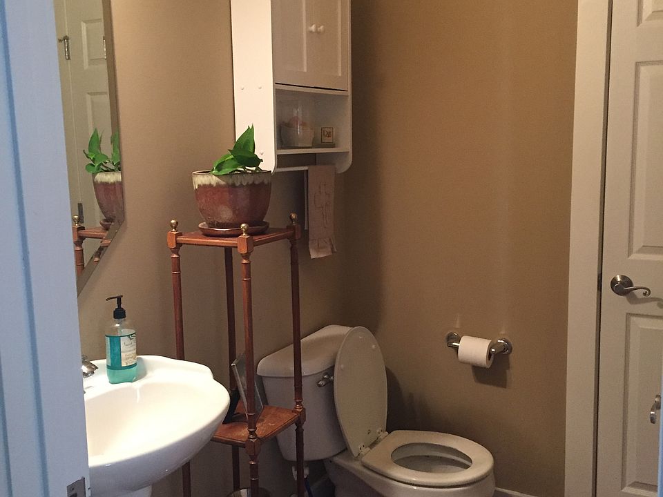 Downstairs half bath