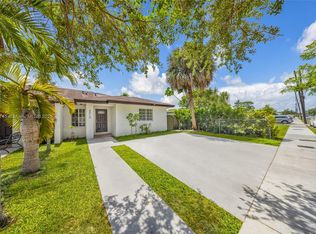4519 NW 163rd St, Miami Gardens, FL 33054