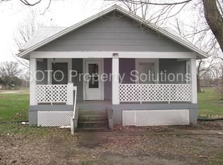 1122 N Spanish St, Cape Girardeau, MO 63701