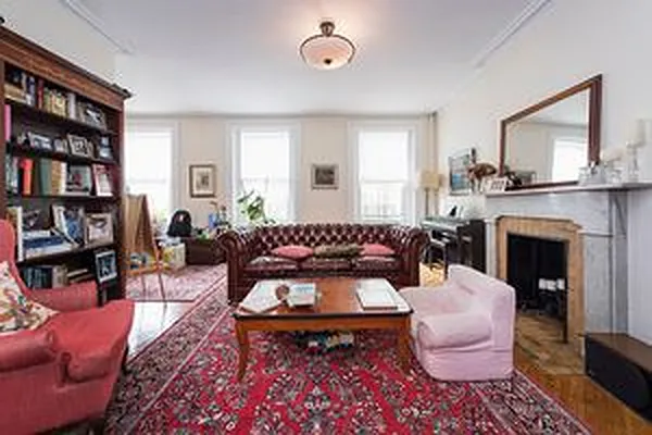 Rented by Brick Real Estate | media 31