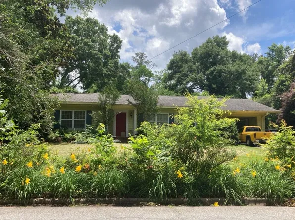 507 3rd Ave, Manchester, GA 31816