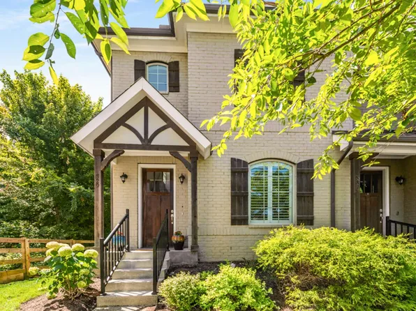 529 Harpeth Park Dr, Nashville, TN 37221
