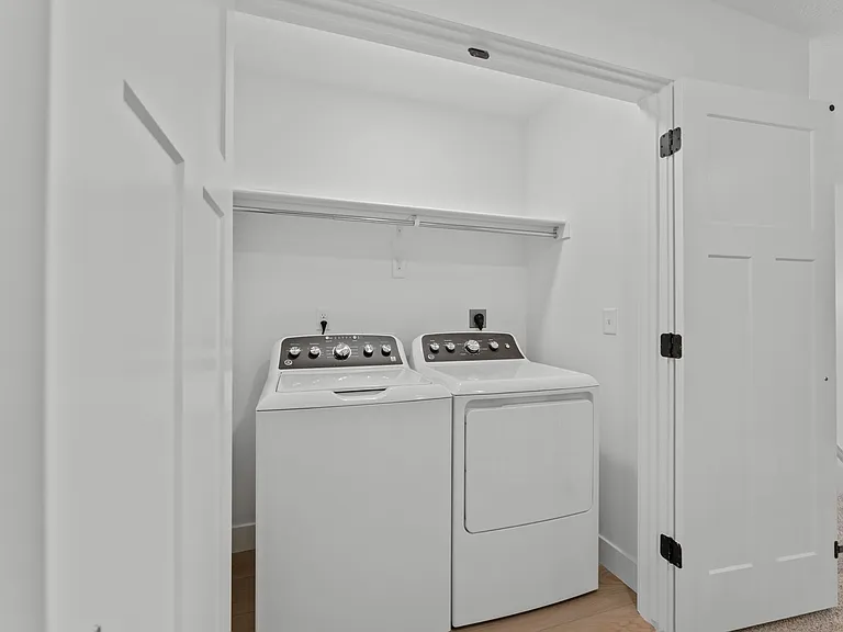 1475 W Skyline Dr — Photo 12