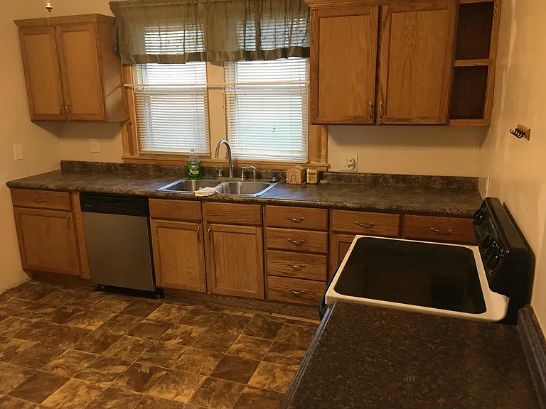 514 S Osage St — Photo 2