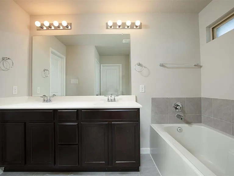 18435 Grayson Bluff Way — Photo 14