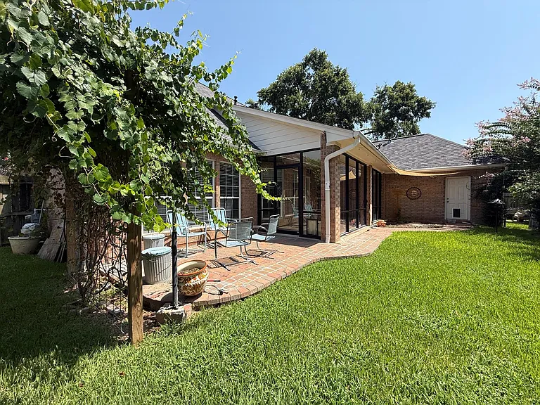 12780 Capricornus Dr — Photo 32