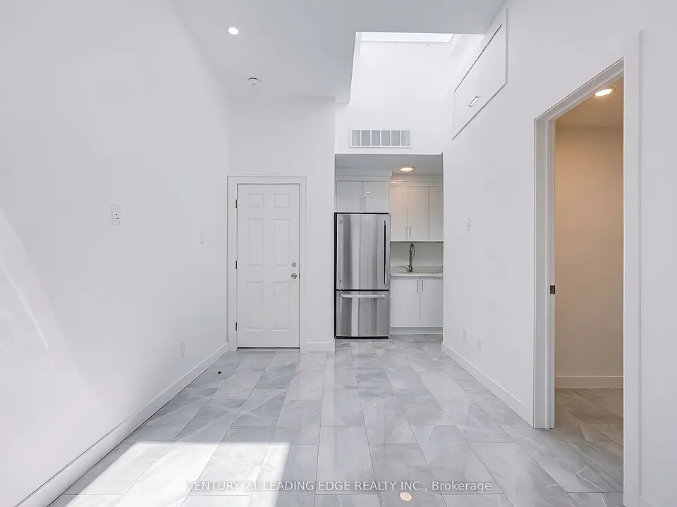 1375 Bathurst St #B