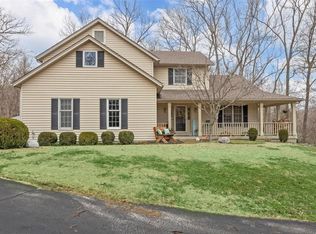 17307 Radcliffe Place Dr, Eureka, MO 63025