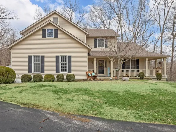 17307 Radcliffe Place Dr, Eureka, MO 63025