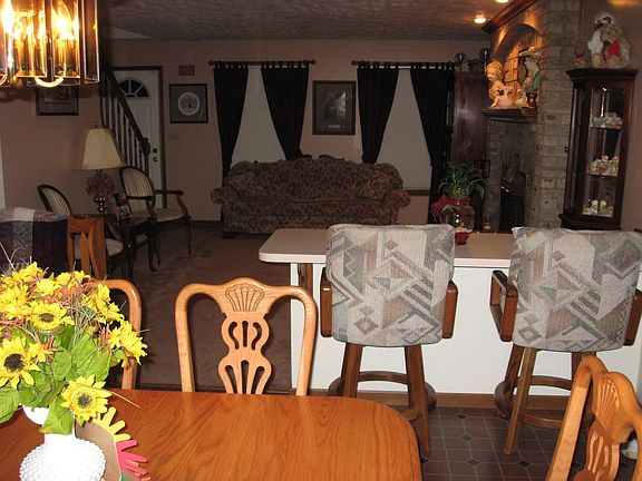 View Liv rm from Dining rm