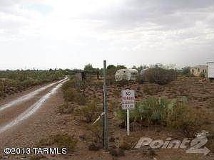 Easement off Sharon Rd
