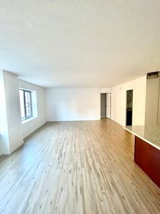 19 1st St S #B406, Minneapolis, MN, 55401