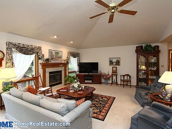2nd image of 6528 Darlington Ct