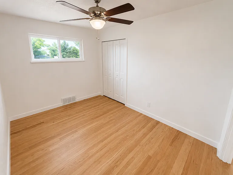 1305 Otis St — Photo 9