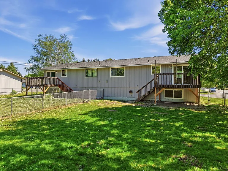 2705 N Robie Ct — Photo 27