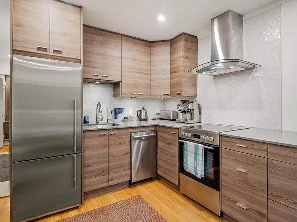 2130 Sarajevo Dr #1, Whistler, BC V8E 0B5