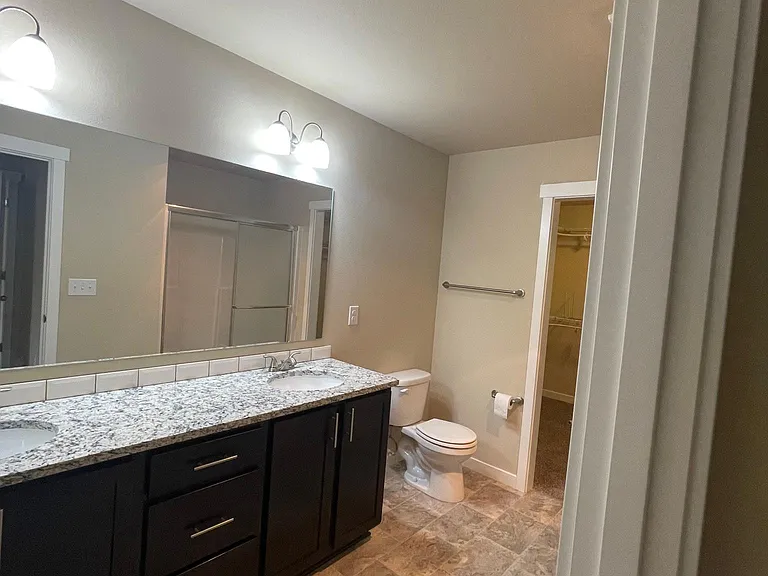 1903 Ahlers Ave #1 — Photo 13
