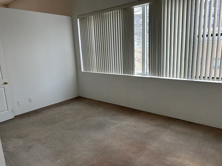 North 277 — Photo 3