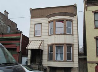 345 2nd St, Troy, NY 12180