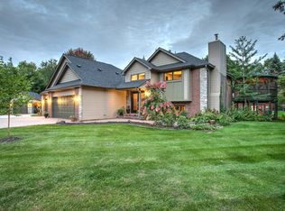 31925 Quincy Ct NE, Cambridge, MN 55008