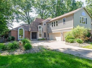 3826 Willow Run, Westlake, OH
