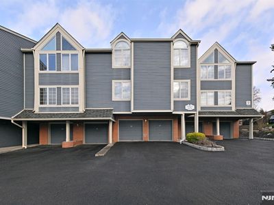 190 Surrey Ct, Ramsey, NJ, 07446