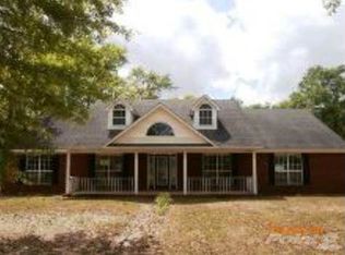 707 W 8th St, Bay Minette, AL 36507