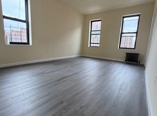 9110 34th Ave APT 4J, Flushing, NY 11372