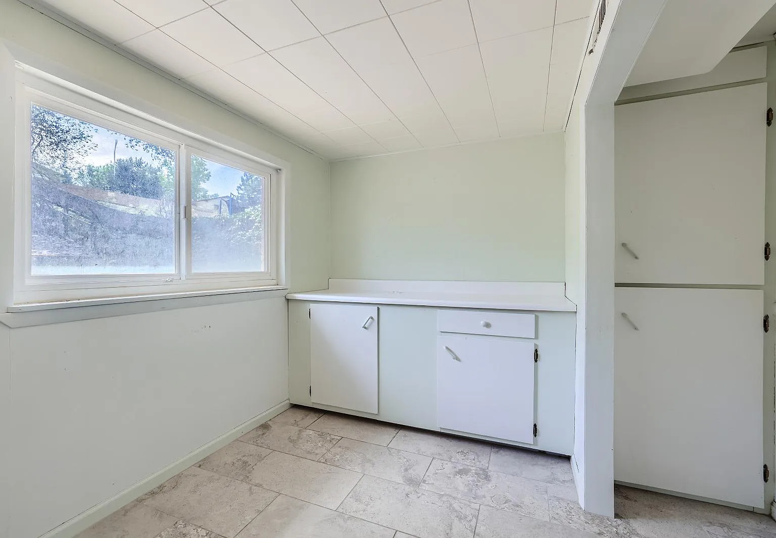 6975 Metropolitan Street — Photo 3
