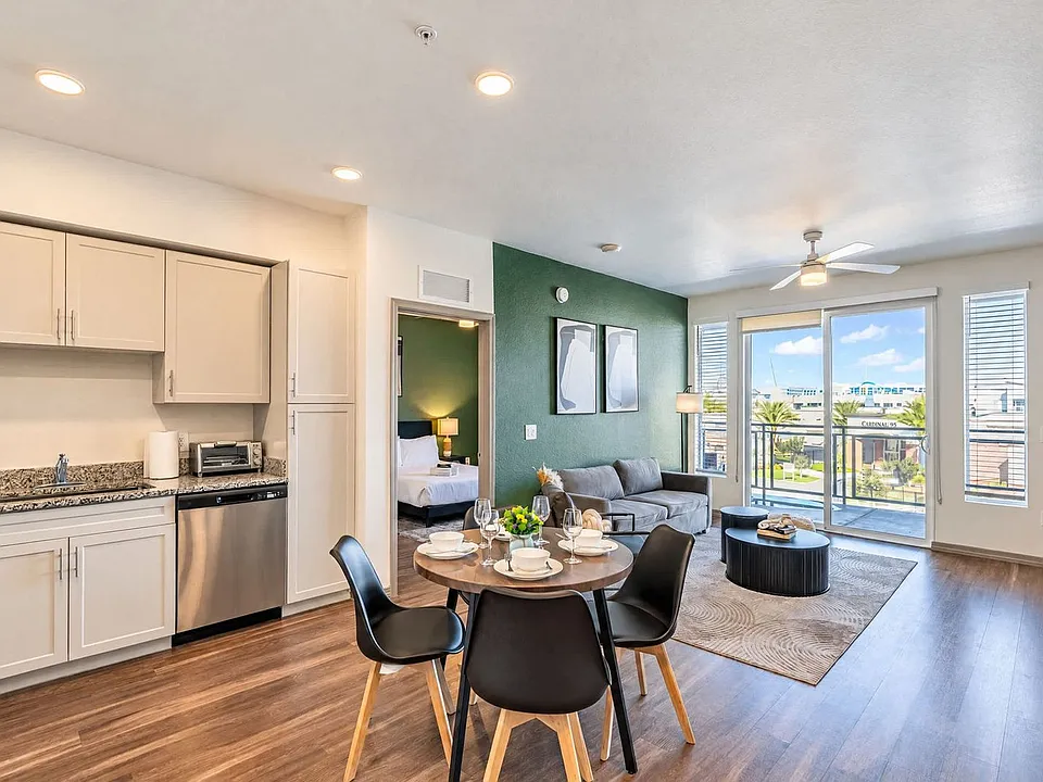 9456 W Georgia Ave #3-ID1369234P