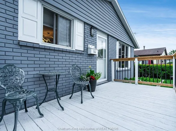 14 Greenbriar Trl, Chatham Kent, ON N8A 4V4