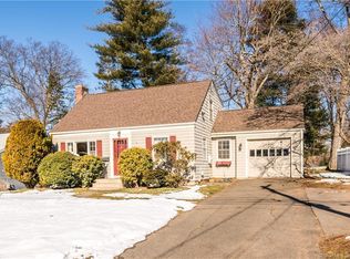 12 Barton St, West Hartford, CT 06110