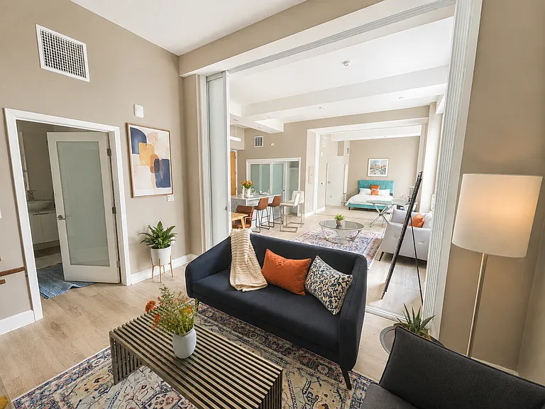 HWH Luxury Living — Photo 77