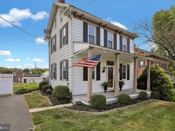 210 W Main St, Mountville, PA 17554