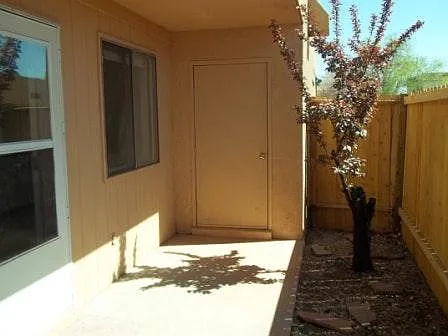 12121 Menaul Blvd NE — Photo 5