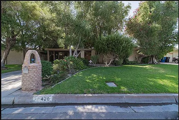 3 bed, 2900 sqft, $2,850 — Photo 1