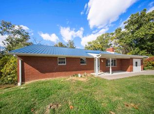 1239 Crestview Dr, Raceland, KY 41169