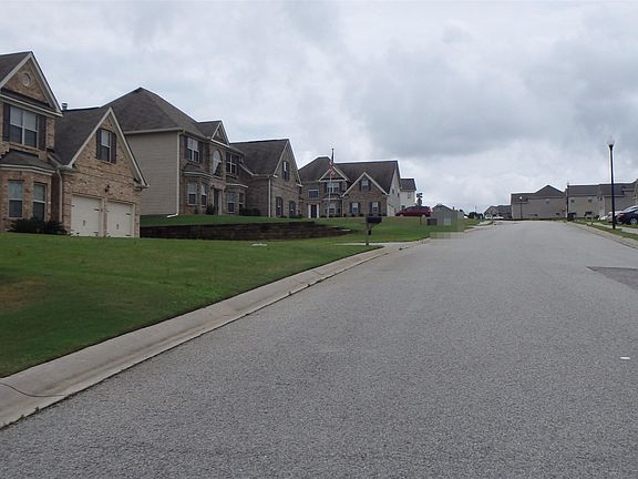 4th image of 2218 Grandwood Ln