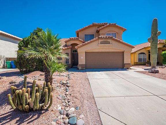 2nd image of 457 W Nopal Ave