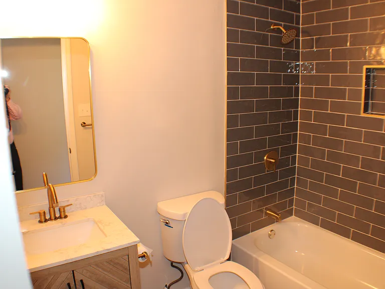 108 Greenbriar Dr — Photo 9
